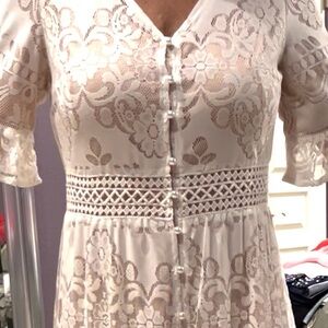 Ivy City cream lace dress size large